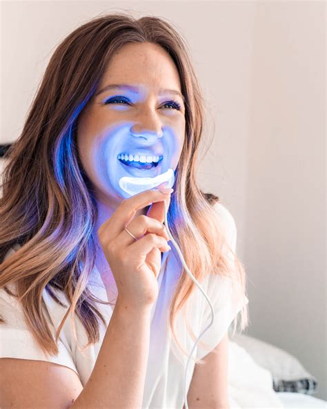 Experience the Whiter Side of Life with Snow Magic Powder Teeth Whitening